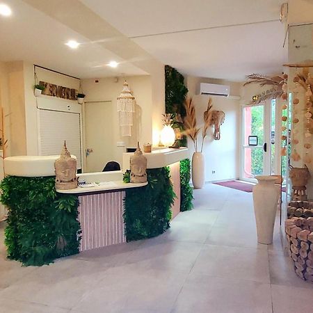 Hotel Tennis International Agde Eksteriør billede